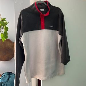 Columbia fleece. Worn 2x. Too small. Great for around the house or after a ski.